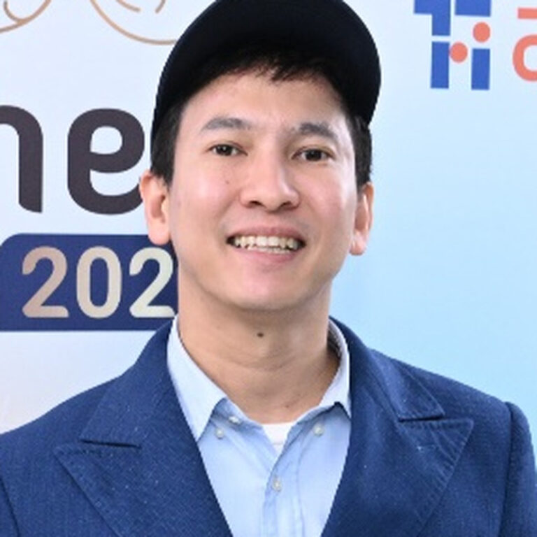 คุณฉัตรชัย ดีสวัสดิ์ - กรรมการผู้จัดการ บริษัท เลมอน มี ฟาร์ม จำกัด