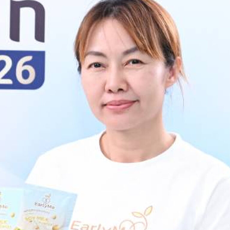 คุณละไมพร ศรีใจ - ผู้จัดการฝ่ายขายและการตลาด